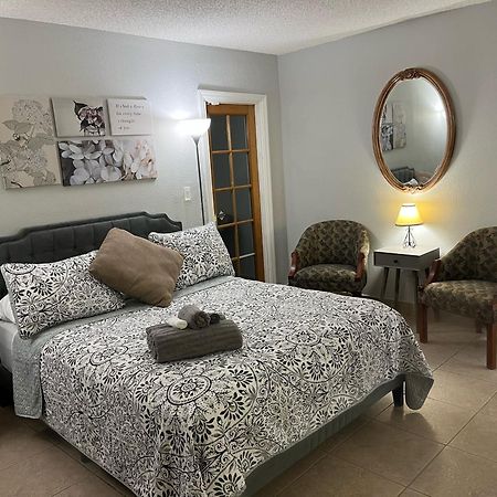 Amazing & Cozy Duplex Near Zoo Miami ! Βίλα Εξωτερικό φωτογραφία