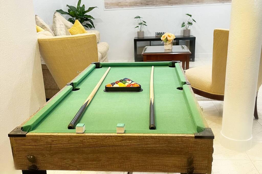 Amazing & Cozy Duplex Near Zoo Miami ! Βίλα Εξωτερικό φωτογραφία
