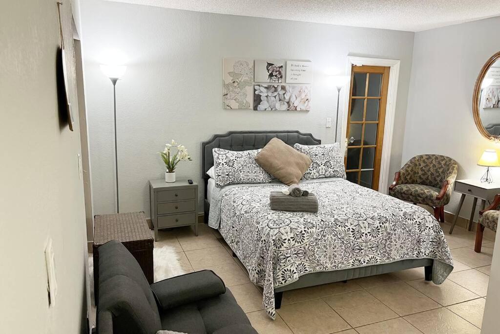 Amazing & Cozy Duplex Near Zoo Miami ! Βίλα Εξωτερικό φωτογραφία