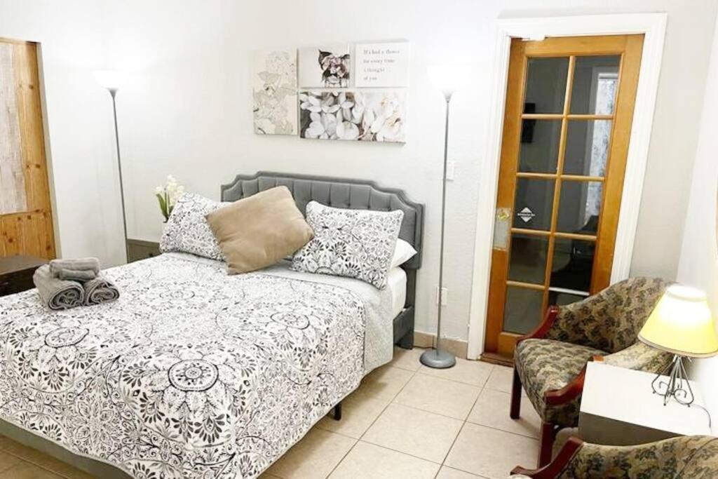Amazing & Cozy Duplex Near Zoo Miami ! Βίλα Εξωτερικό φωτογραφία