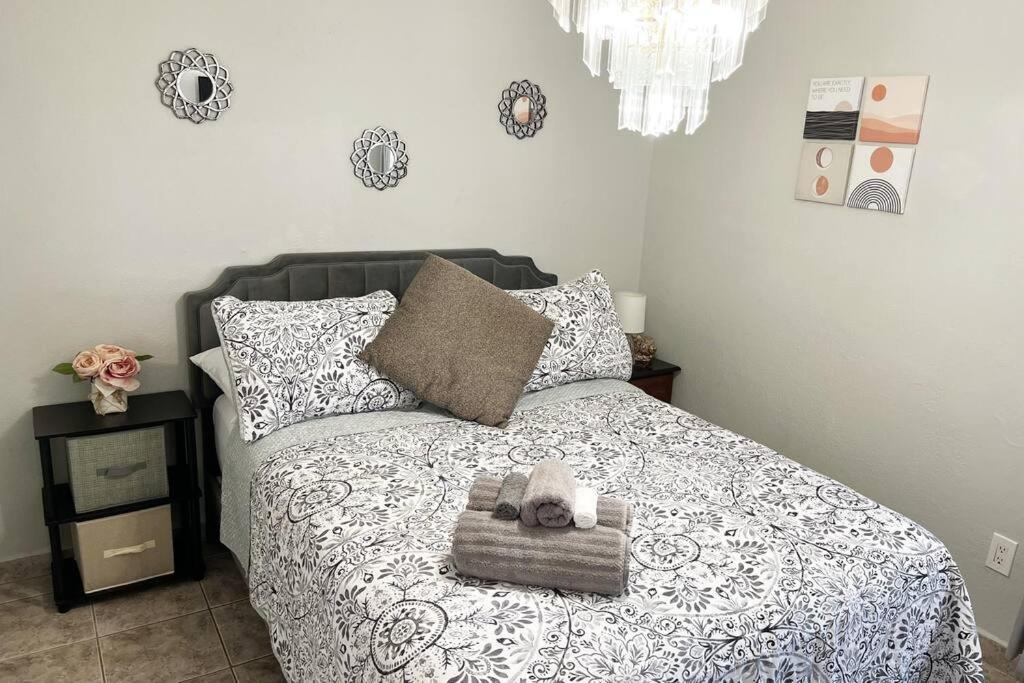 Amazing & Cozy Duplex Near Zoo Miami ! Βίλα Εξωτερικό φωτογραφία
