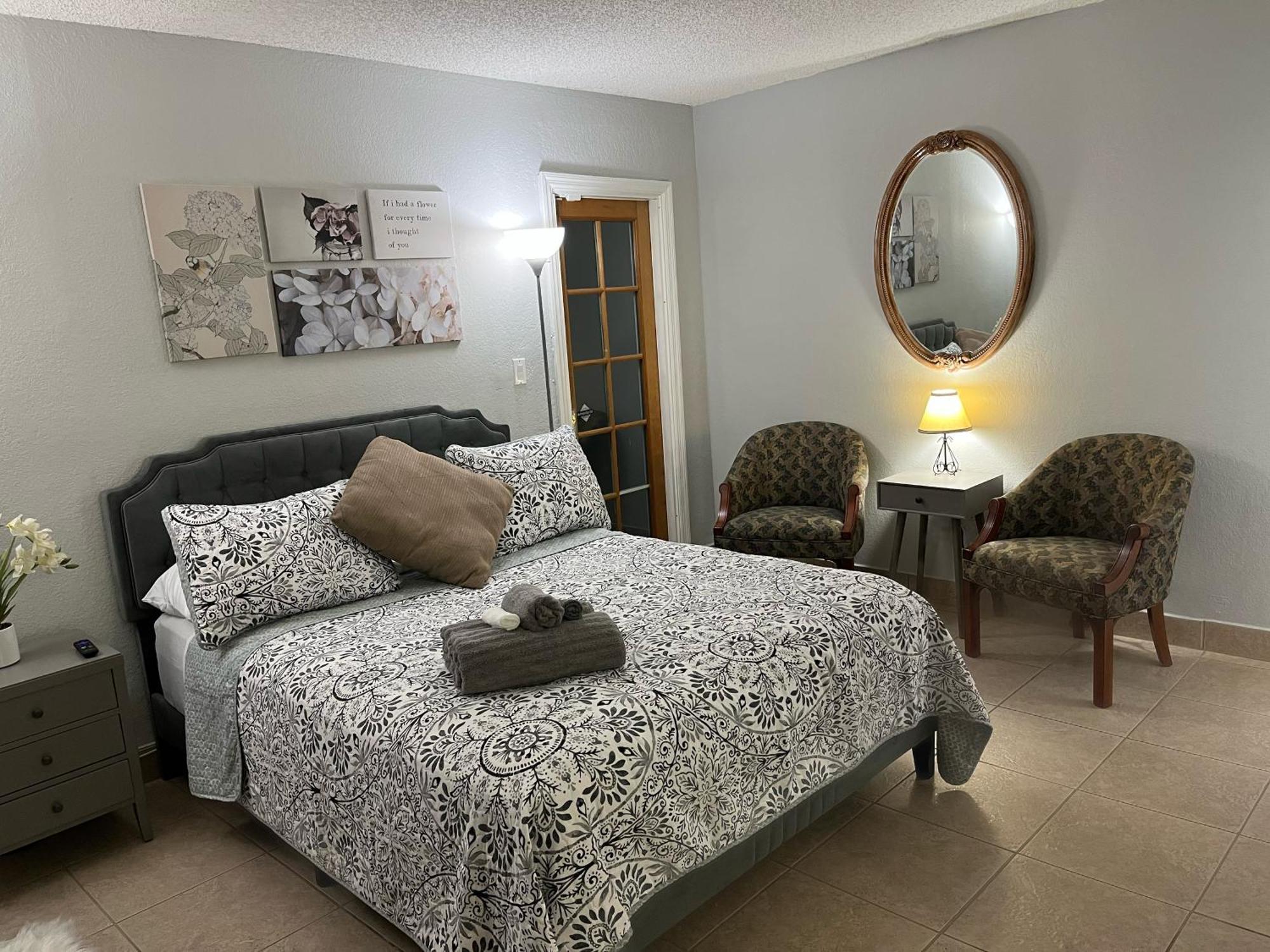 Amazing & Cozy Duplex Near Zoo Miami ! Βίλα Εξωτερικό φωτογραφία